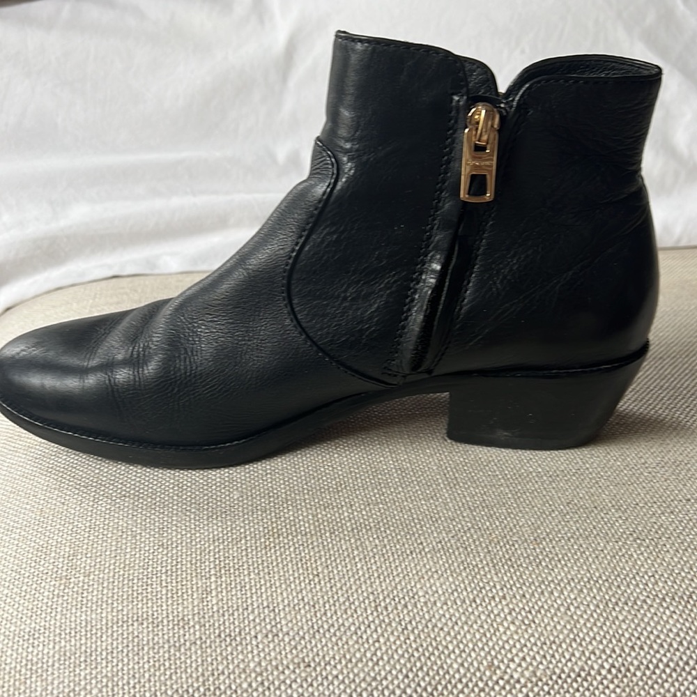 Black Leather Coach Booties 7.5 - Picture 4 of 4